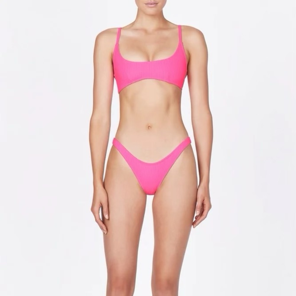 Triangl Maci Bikini in Belini Color